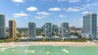 Building Photo - 16445 Collins Ave