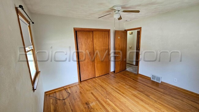 Building Photo - 167 Red Wing Rd SW