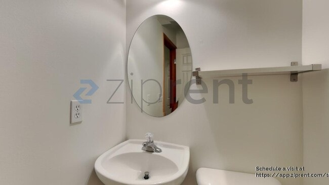 Building Photo - 12047 33rd Ave NE