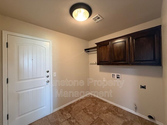 Building Photo - 9307 N 95th E Ave