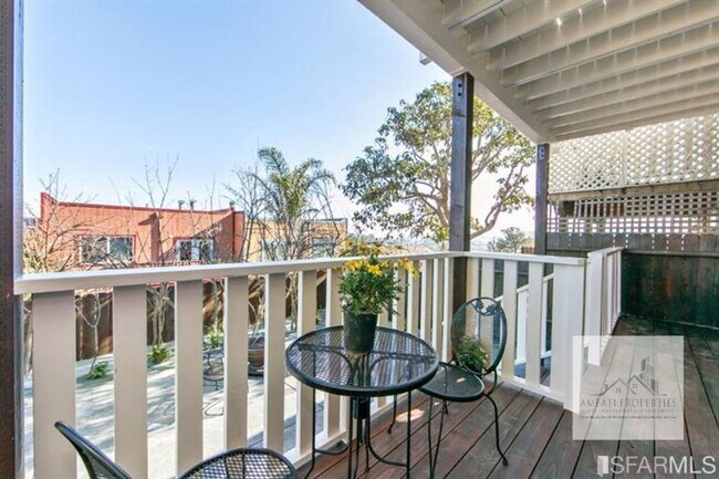 Building Photo - Bernal Heights Oasis: Stunning Renovated View Home with Modern Chic Open House Sunday 1/18 2-4