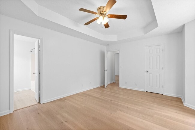 Building Photo - Pet Friendly Three Bedroom in Springfield!
