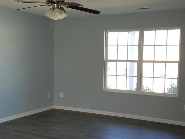 Building Photo - 5426 Creekhead Cove Ln
