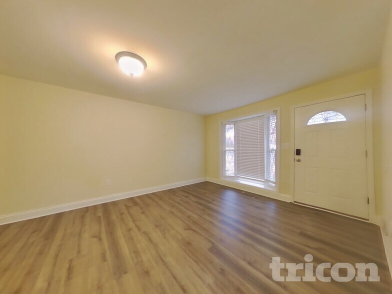 Building Photo - 3105 Bellbrook Ct