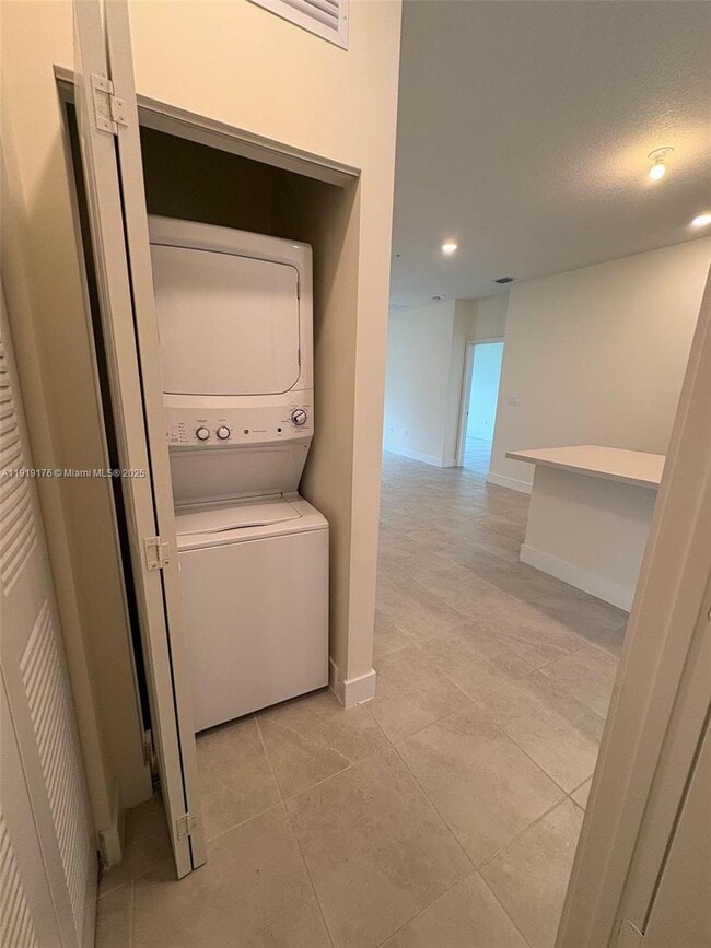 Building Photo - 8201 NW 41st St