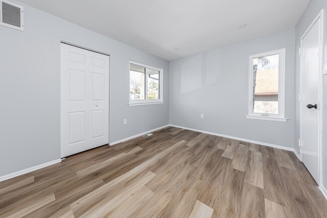 Building Photo - 411 Timber Creek Rd