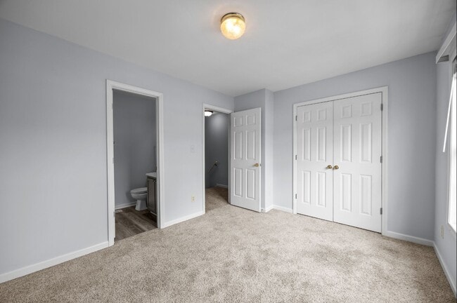 Building Photo - 20 Cheltenham Dr