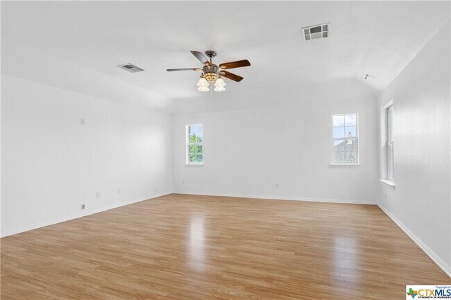 Building Photo - 156 Pecanwood S
