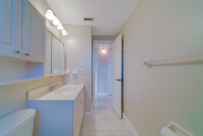 Building Photo - 10451 119th St