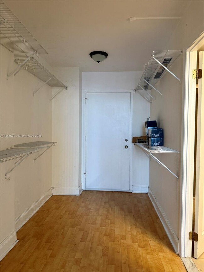 Building Photo - 2750 NE 183rd St