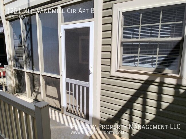 Building Photo - 1251 Old Windmill Cir