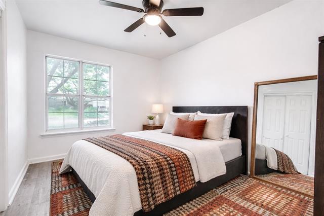 Building Photo - 2427 Tolosa Dr