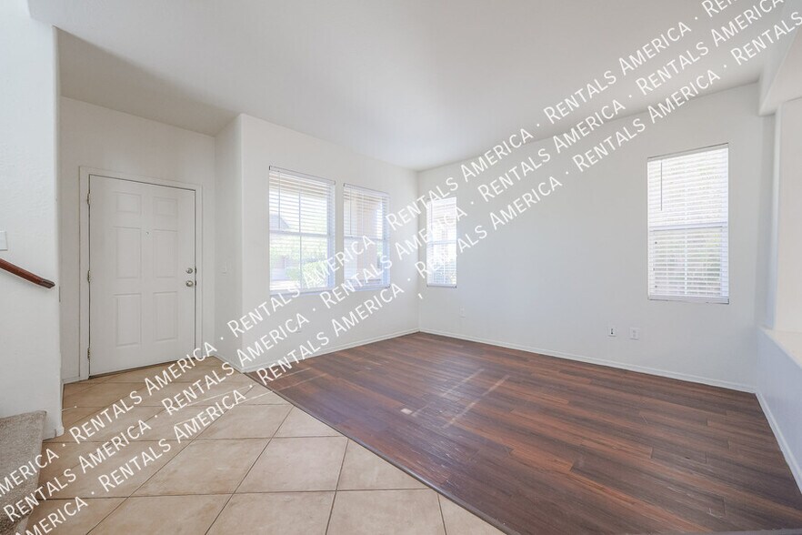 Building Photo - 35005 N 30th Dr