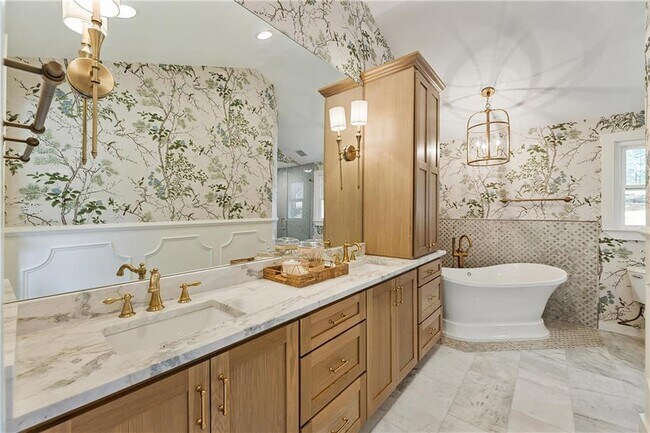 Building Photo - 4035 Lacey Dr