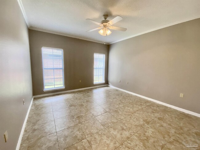 Building Photo - 4114 Oak Pointe Dr