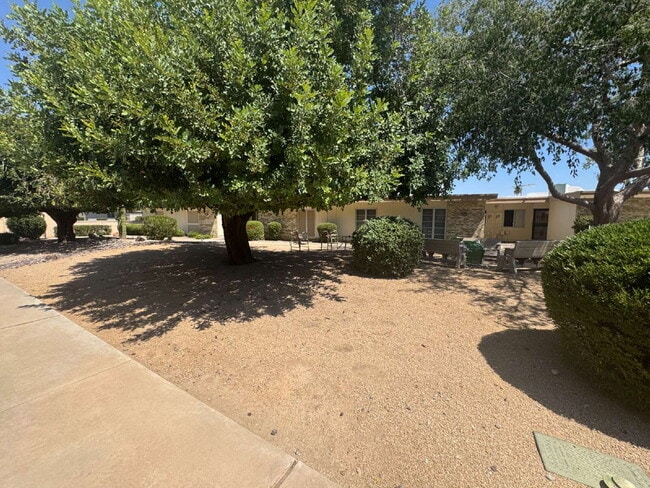 Building Photo - 16639 N 103rd Ave