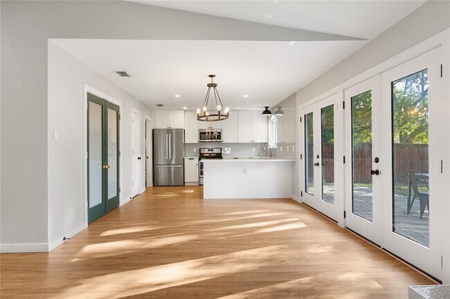 Building Photo - 7505 Burly Oak Cir
