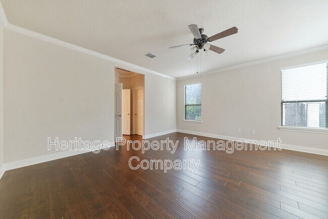 Building Photo - 7110 Hovingham