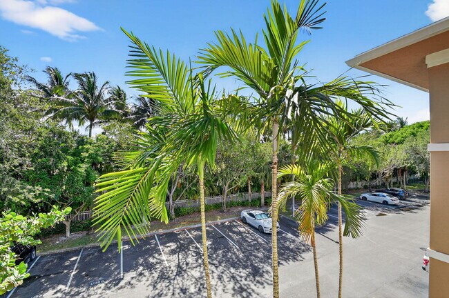 Building Photo - 6511 Emerald Dunes Dr