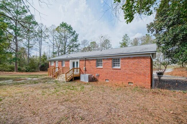 Building Photo - 155 Crystal Springs Dr