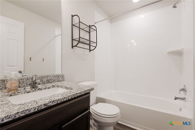 Building Photo - 118 Ayla Marie Dr