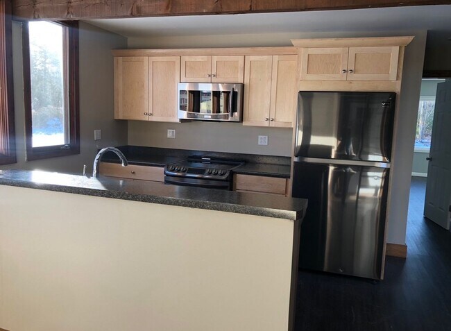 Building Photo - 350 Route 7 South, Unit 102