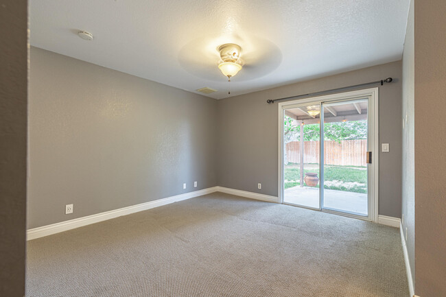 Building Photo - 44322 Brandon Thomas Way