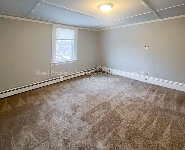 Building Photo - 11 Beacon St