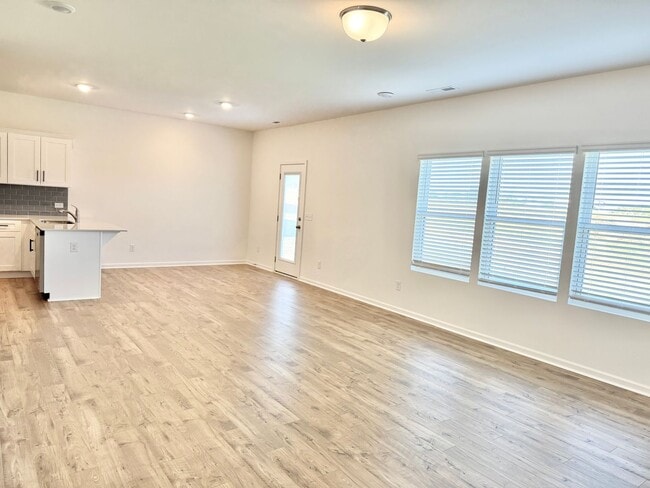 Building Photo - NEW CONSTRUCTION Spacious 4 br home near shopping and I-85 -