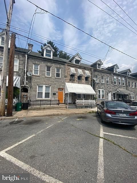 Building Photo - 31 New Dorwart St