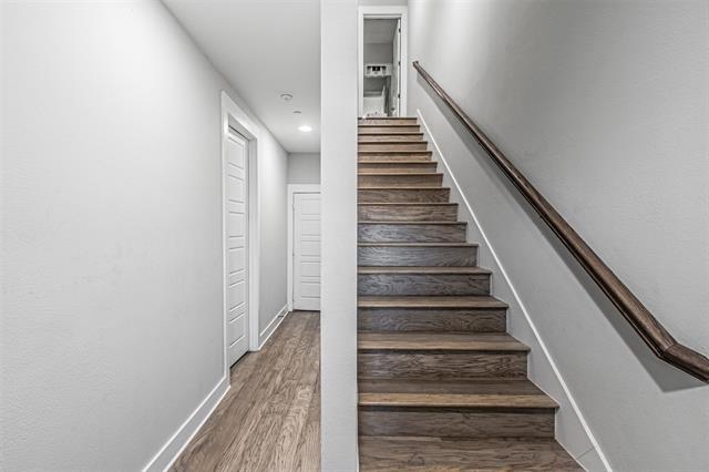 Building Photo - 313 N Mill St