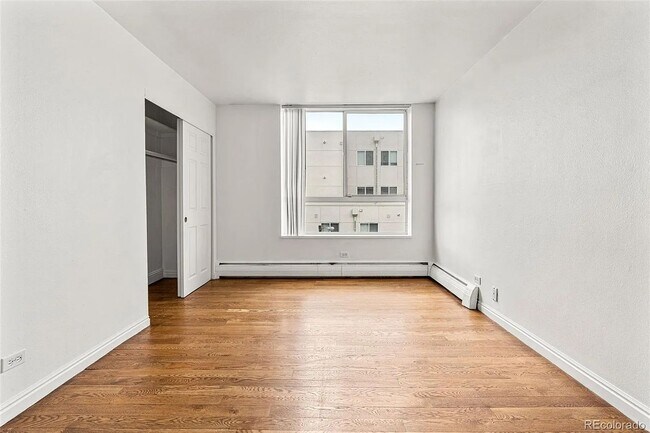 Building Photo - Sunny Corner Condo in the Heart of Capitol Hill | 2 Bed • 2 Bath • 795 Sq. Ft.
