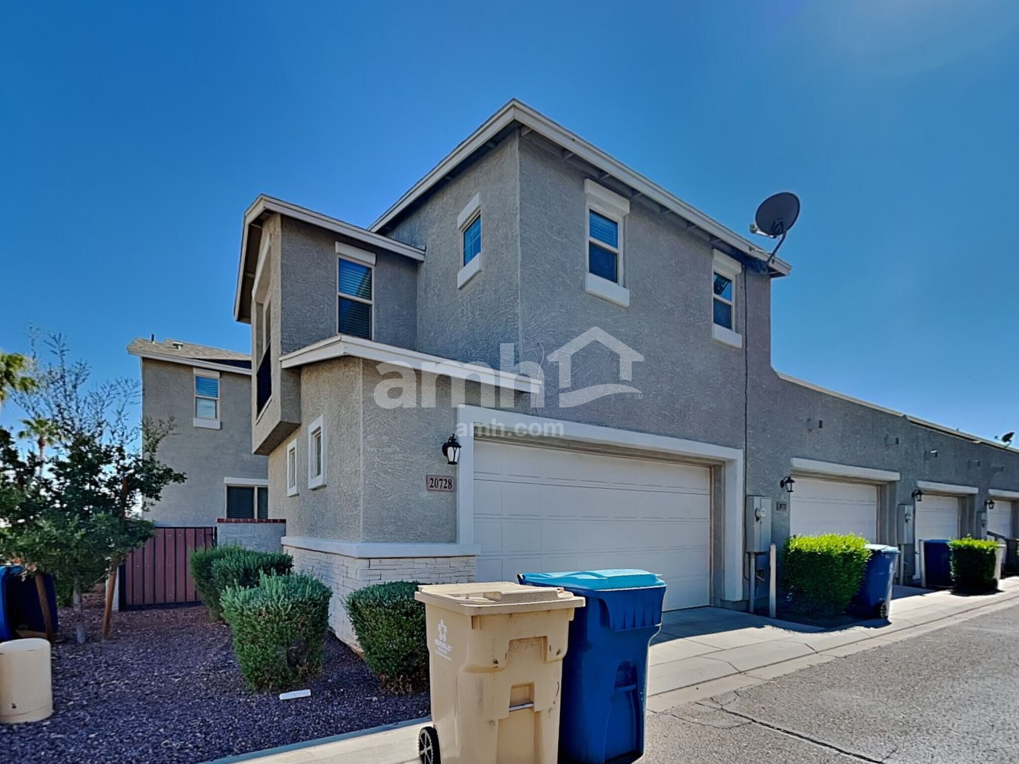 Building Photo - 20728 W Thomas Rd