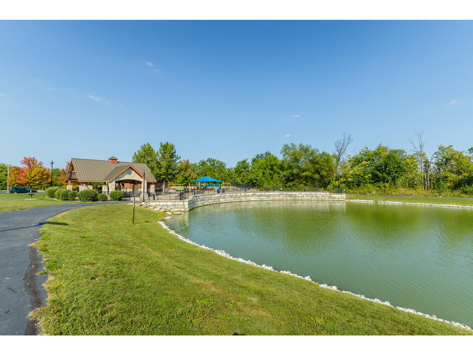 Building Photo - 810 Waler Dr