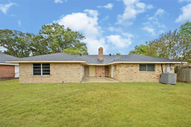 Building Photo - 1503 Leneva Ln