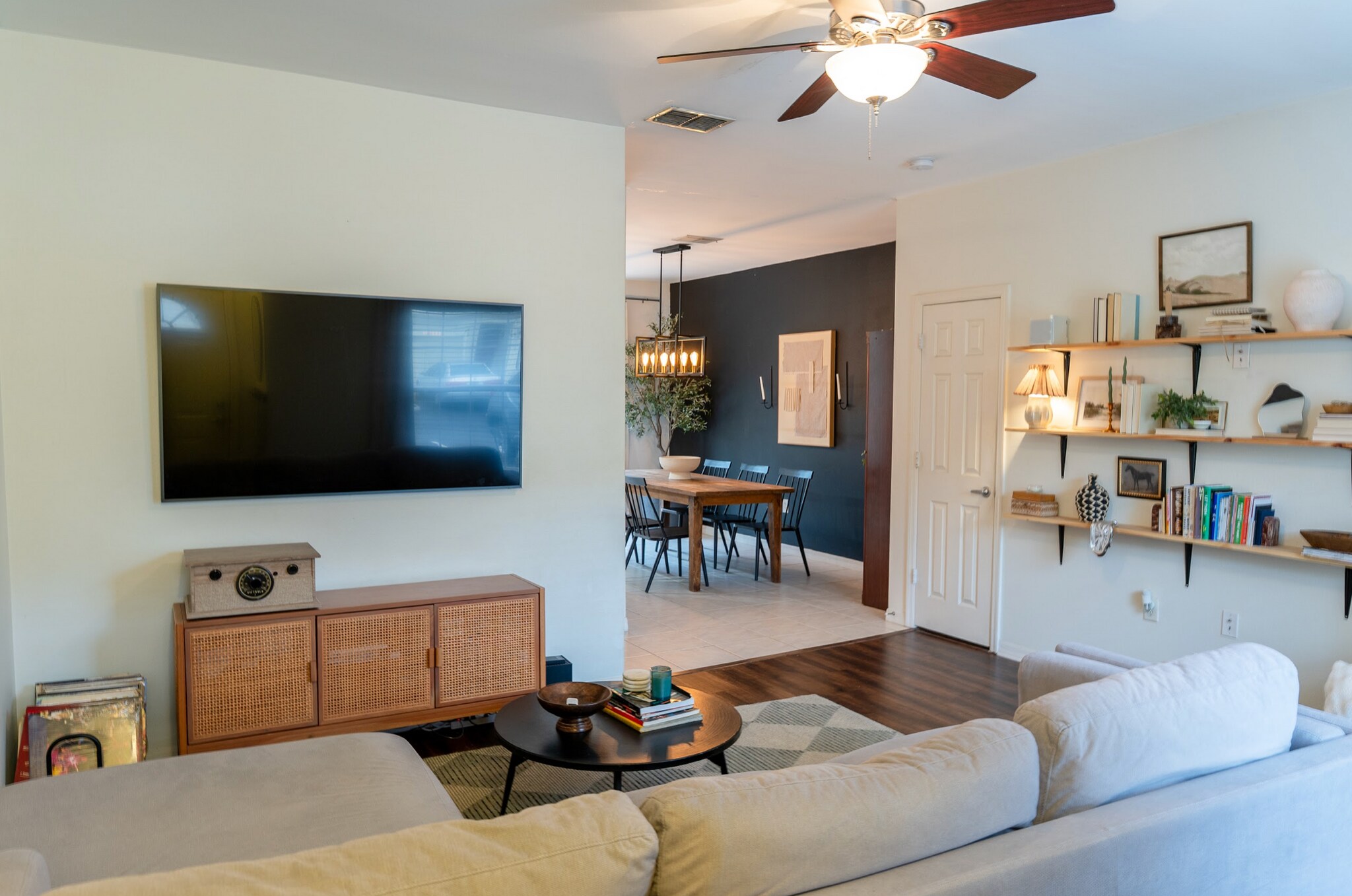 Building Photo - 7524 Plantation Cir