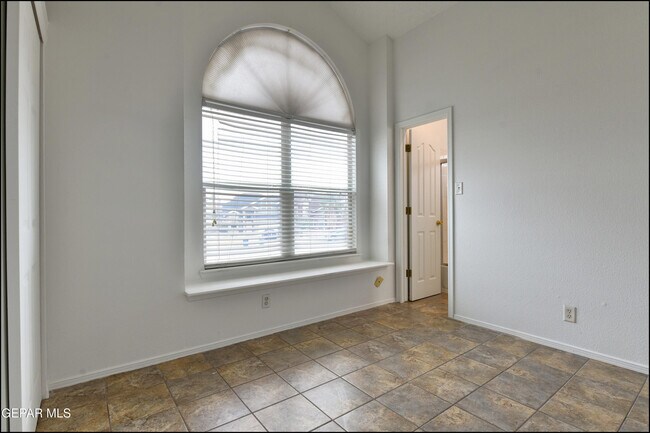 Building Photo - 7958 Starry Night Dr