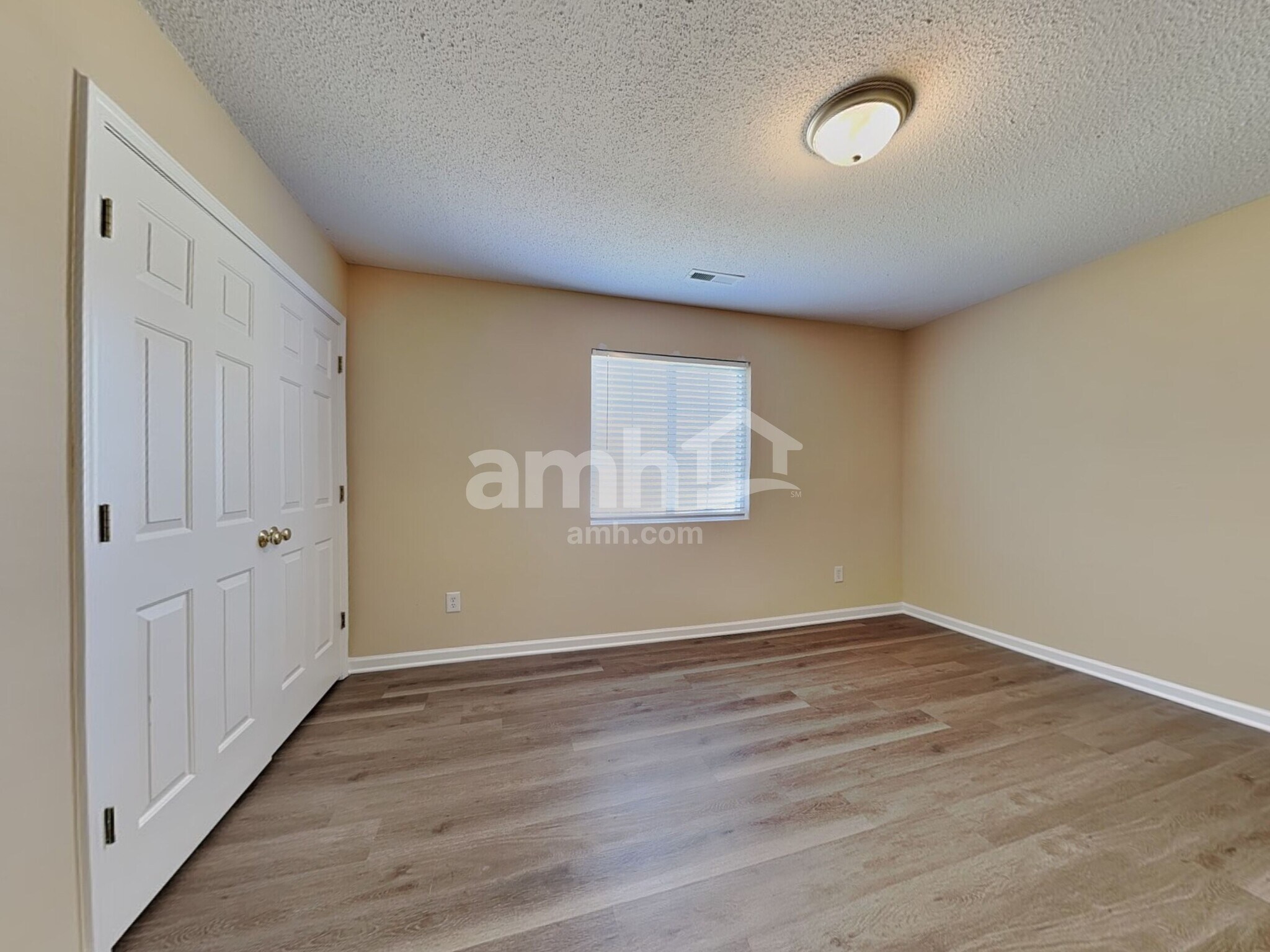Building Photo - 1836 Chatfield Dr