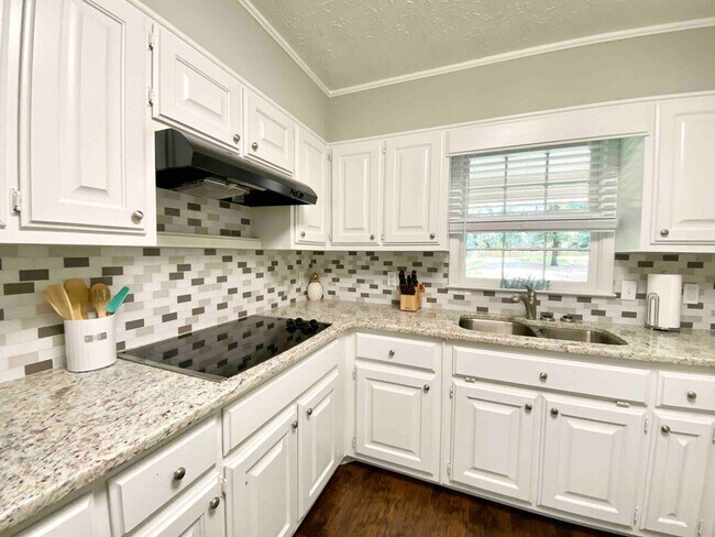 Building Photo - 1880 Braselton Hwy