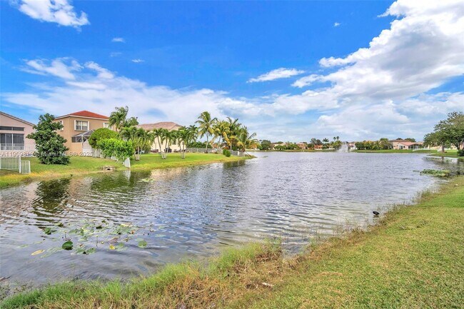 Building Photo - 15891 NW 15th Ct