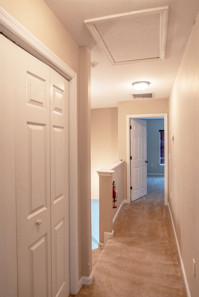 Building Photo - 2183 Del Carmel Way