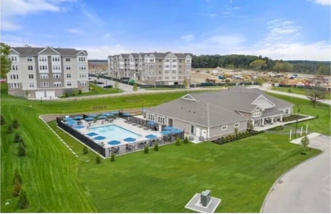 Building Photo - 2 Codman Wy