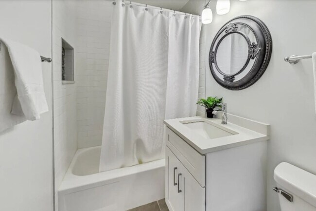 Building Photo - 36856 N Hickory Ct