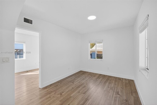 Building Photo - 1801 SW 5th St