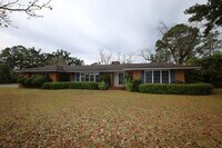 Building Photo - 2524 Jerry Jones Dr