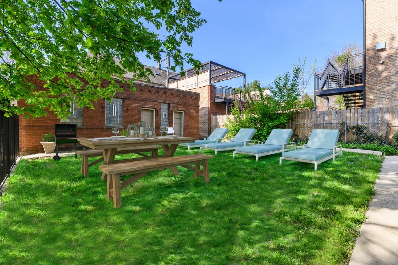 Building Photo - 2128 N Whipple St