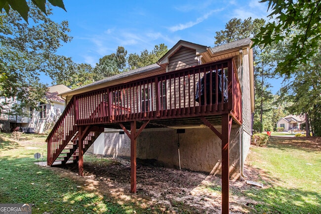 Building Photo - 4079 Essex Dr