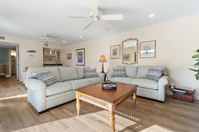 Building Photo - 1420 Ocean Way