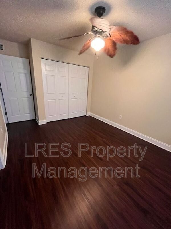 Building Photo - 3651 N Goldenrod Rd