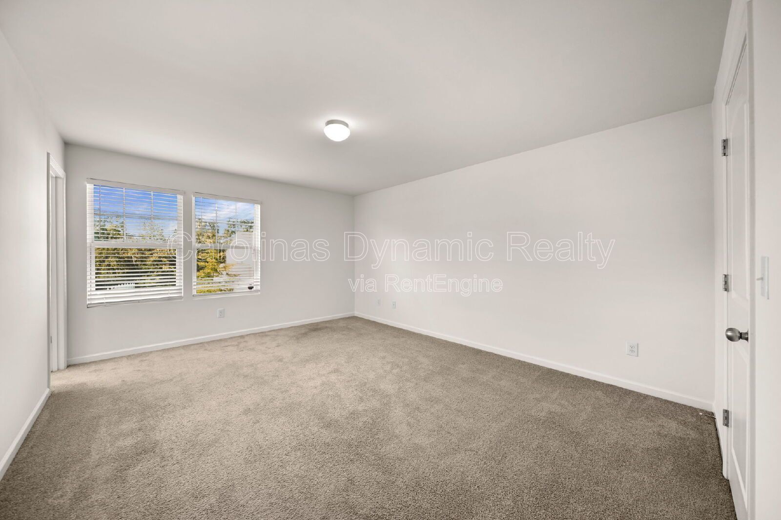 Building Photo - 1025 Newfound Hollow Dr